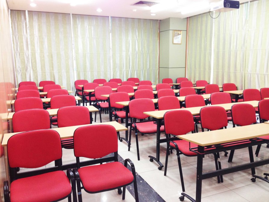Cho thuê phòng họp, phòng hội thảo, phòng đạo tạo – training tại Hà Nội & HCM Cherry-01